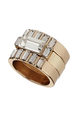 Baguette stone ring